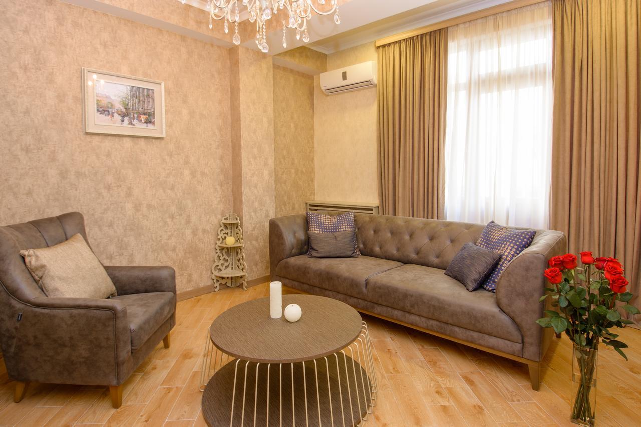 Dat Exx Apartments ティビリシ エクステリア 写真