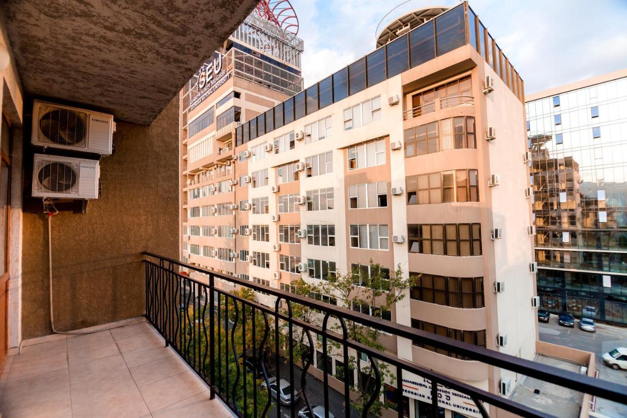 Dat Exx Apartments ティビリシ エクステリア 写真